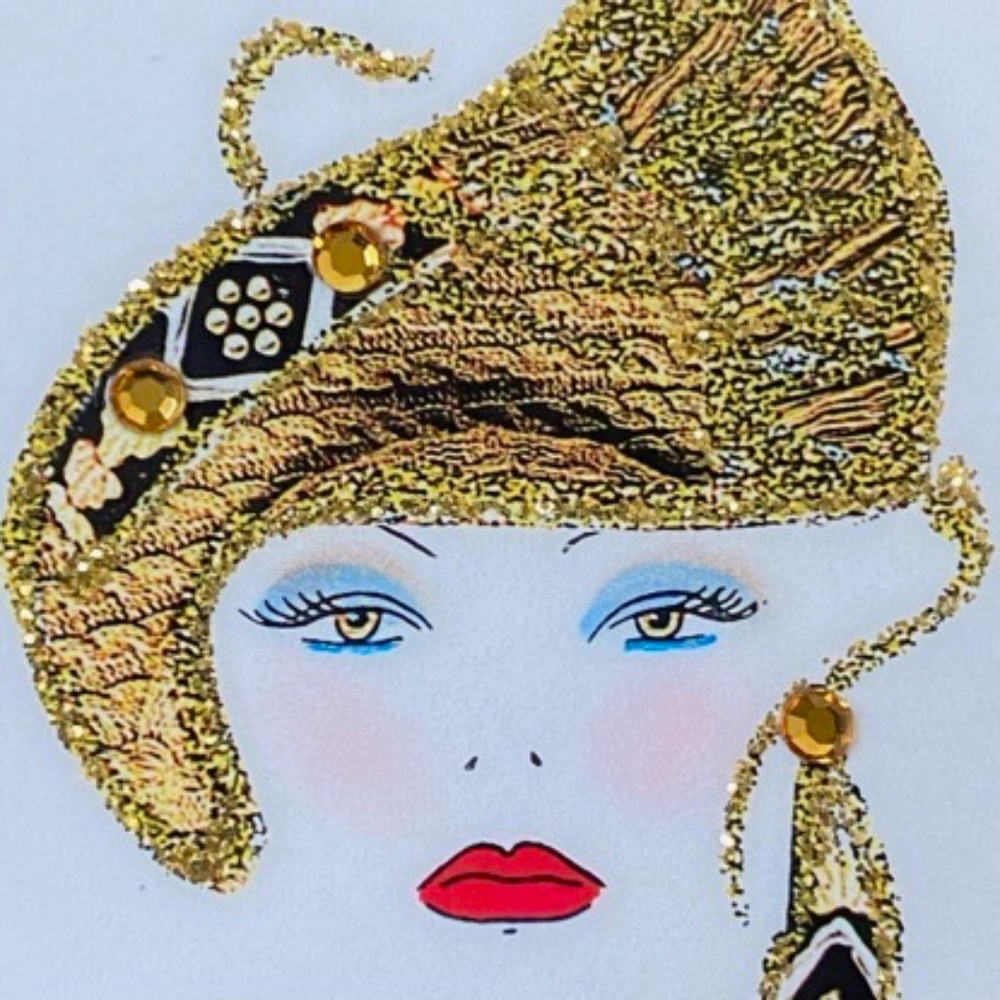 VINTAGE Compact Fashion Lady with Embellished Hat - Picture 2 of 9